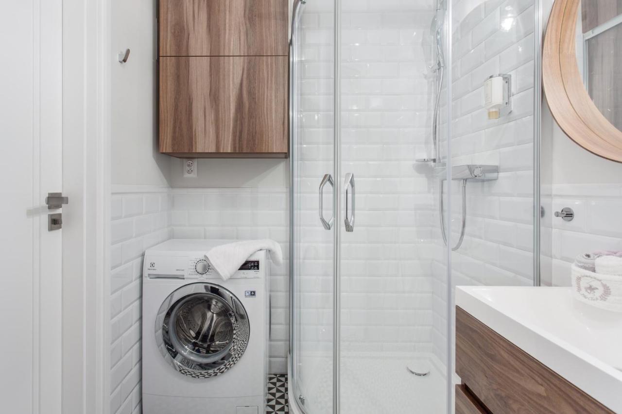 Luksusowy Apartament Hercena7 W Sercu Miasta ヴロツワフ エクステリア 写真